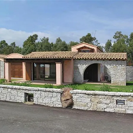 Tatil Evi In San Pietro Near White *